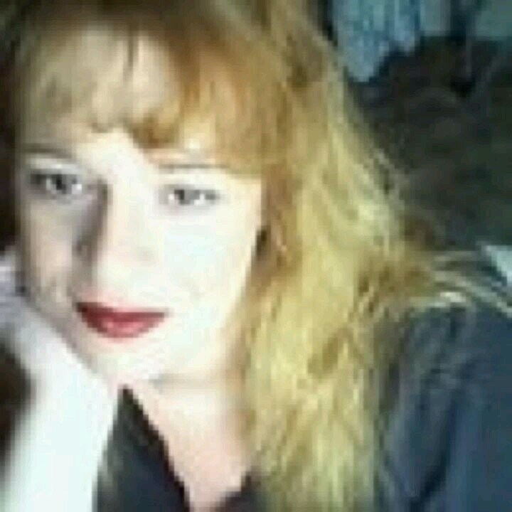 amyredhead1973's profile picture. two beautiful kids and one gorgeous grandson