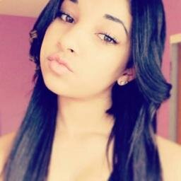Ðø Ît Lîkë Äðrî, ♡ 
   Lightskinned&Mixed   Prettaaygurll♡. TheeLove Typee ;)