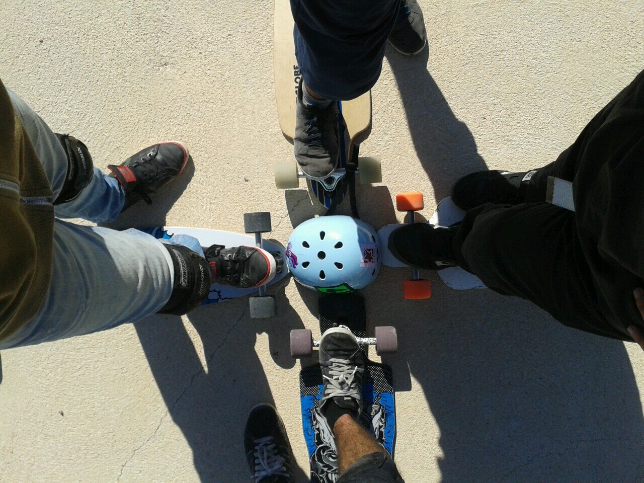 Grupo de aficionados al longboard , quemar ruedas @danrrow97 @dayjuanvi