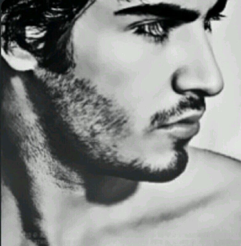 ‏‏‏‏‏هذه الحَياة لمّ تأتِ عَلى مَزاجْ احَد سَنعيشُهآ بّ حلوٌهآ أو مرّهآ فَلا ٺُؤلموا احَداً فَ كُل نَفس مَليئہُ بِما يَكفيهآ 