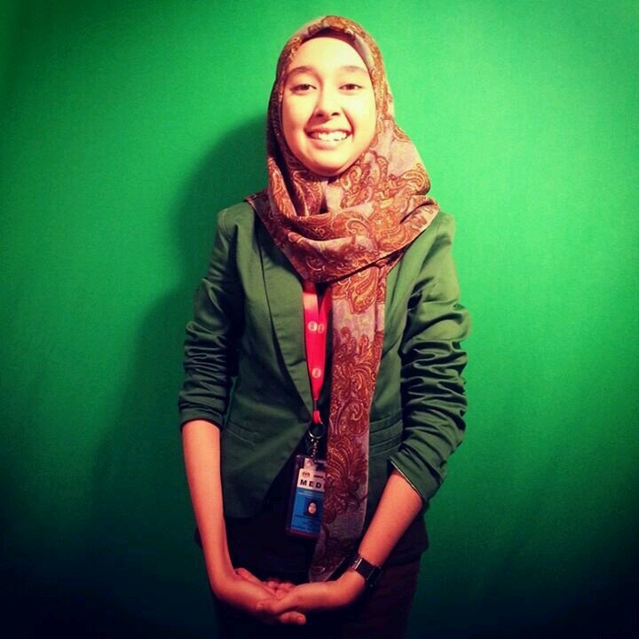 fizakher's profile picture. 🐱🥙🚙🎬✈️🏝🖥📸♍️