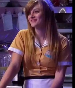 Cassidy_Faux's profile picture. Hi, I'm Cassidy! I'm the lead singer in my band. I'm also a waitress at Melody Diner! ||Roleplay||