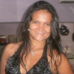 Sou professora do Ensino Médio e Fundamental na disciplina de Biologia e Ciências, espero por um mundo melhor para todos, com muita paz, amor e harmonia.