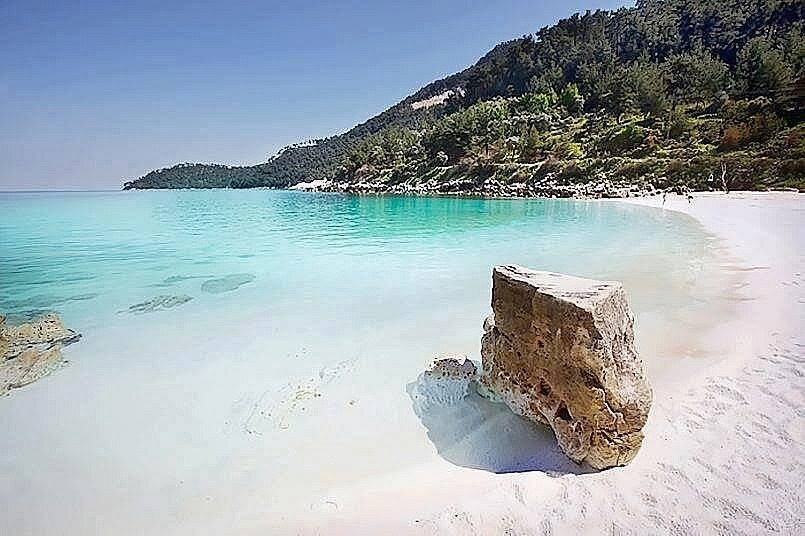 TheSmallHotels's profile picture. The Small Hotels of The World. A blogger community based website, which aims to provide small hotel accomodations & experience free to Travel writers & bloggers