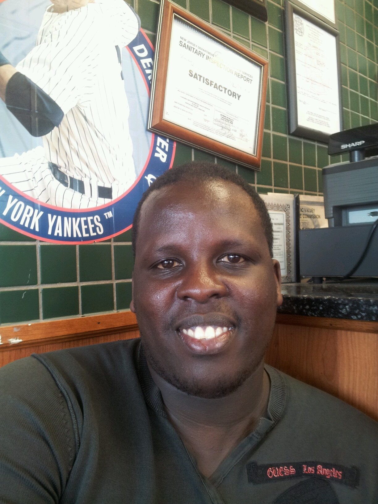 manyy254's profile picture. 