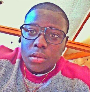 5'9  senior c/o 2014  kool laid back