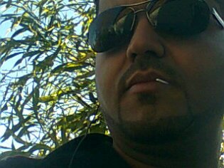 أبحث عن ممحوووونات لعلاقات جنسية من. أي تبوك أو جده أو الرياض وللتواصل. 0565467756 pin:2BA22FA6