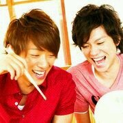 NEWS大好きです！とくに慶ちゃんLOVEです(#^.^#)パーナなりたてなのでよく分からないこともあるかもしれませんがよろしくお願いします！