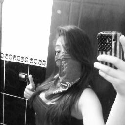 Foda-se a sociedade sou feliz do meu jeito !!! https://t.co/wy6NNIRFIm