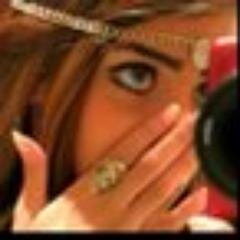 ' سآبقى كالعطور .. آلفت الانتبآه من غير ضجيج .. يعرفني الجميع وآبقى رغم كل ذلك سـرآ لا آحد يعرفه ^^
