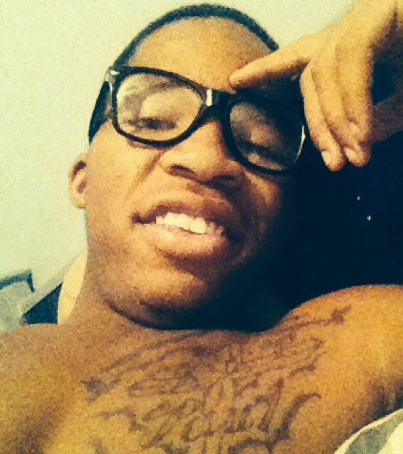 #20 S I N G L E play football, soccer, track, and wrestle follow me I'll follow you