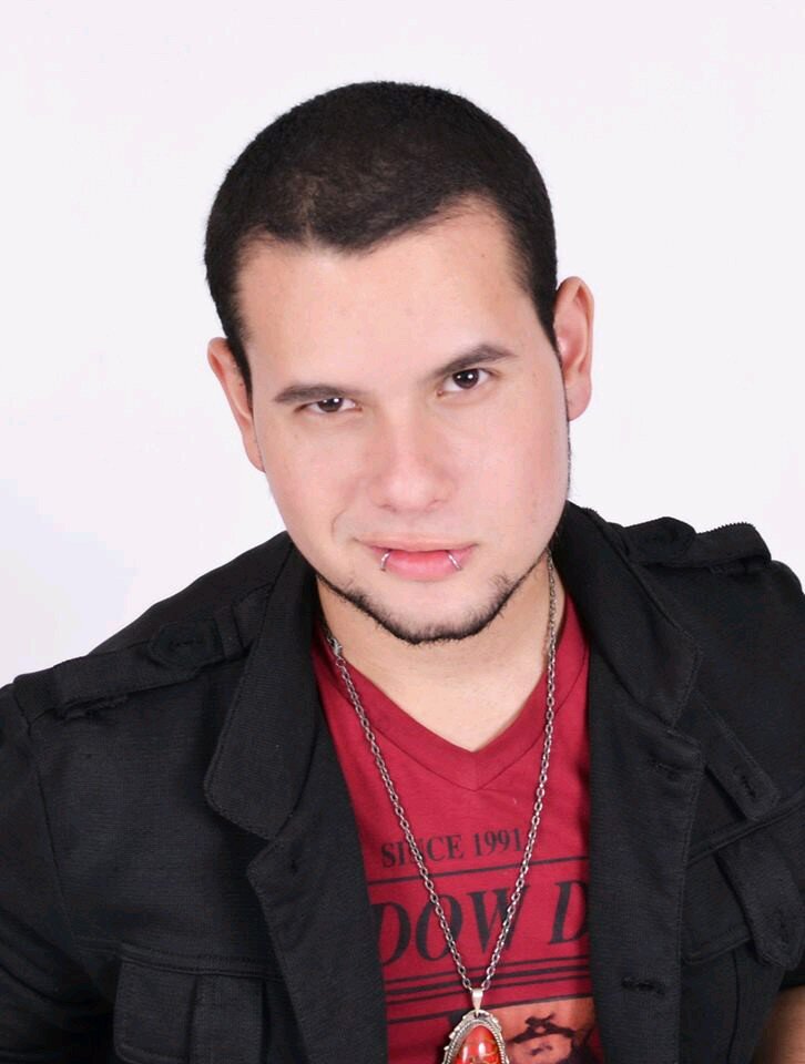 ad_aleman's profile picture. Ilustrador/ con sentido comun y seguro de que pensar no duele/ amante del arte cero rollo y mente abierta tipo normal