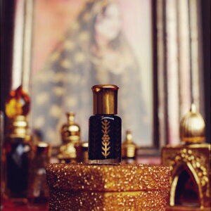 ٺطربنيّ ﺂبيااِت ﺂلحشااِمىّ ليَ بهآا بآلصوُع مغزايھہَ . .♡