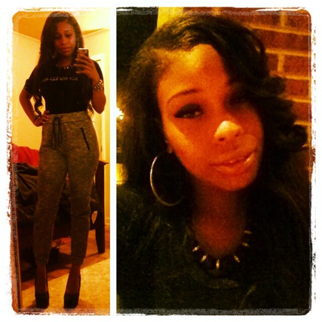 To know me is to love me I handle my business !!
IG: __itsVAEbitches__