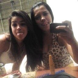 não se iluda com sorriso que a maldade tá na mente ;D
