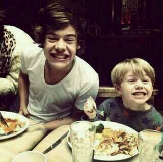@Harry_Styles is my criptonite