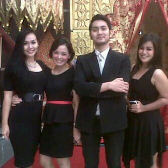 Floor Director of TransTV | Event & Wedding Organizer | Owner of @TrendCipta @SahabatArman @arman_palugada @armanadvertisin | ♥ AC Milan |