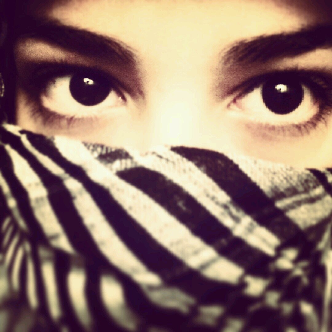 #LebaneseCanadian #'94 #KeepSmiling  *We can learn to love again* -Ignorance is an illness-•Don't mistaken assumptions for truth•
