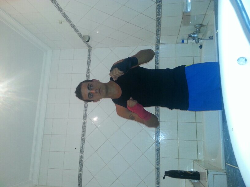 lUxOoO pOrR lOo k KiErOoO...y mUerooO  pOrR lOo k AmOoO ..;)