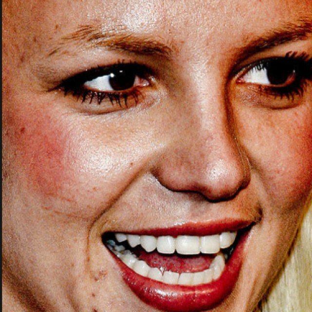 Here to show you what celebs look like up close!