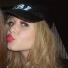 SmexyAlison22's profile picture. Hay Im Alison m Not 100 0/0 good im still  Evil Or A   @MystoriousEmily   is Mine and I love her #Lezbian