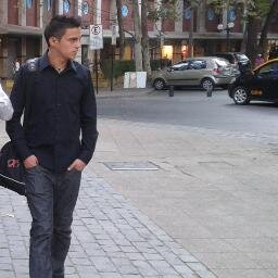 JoseE_EnriqueE's profile picture. Estudiante De Alimentacion, Hincha y Socio Del CSD #ColoColo .. Amante Del Deporte  #síguemeytesigo