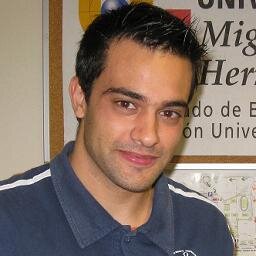 Estudiante de doctorado en la Universidad Miguel Hernández de Elche