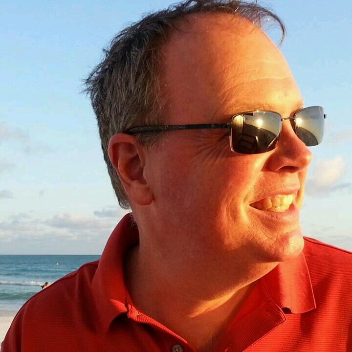Growing older but not up. Loves all things Sarasota.