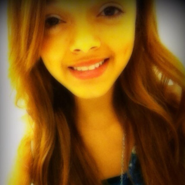 AyeILove1D's profile picture. I wanna run away from love, this time I have had enough. Im Broken.../3