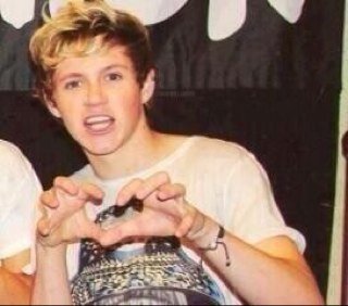 Canadian - Female - 20 n dont give a fuck - this boyband is ruining my life