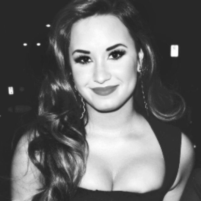 Kikio0o's profile picture. I'm A Virgo Banker.