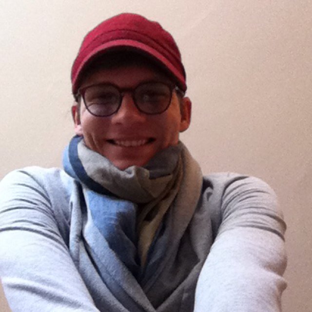 homewomb's profile picture. Self directed student of UX