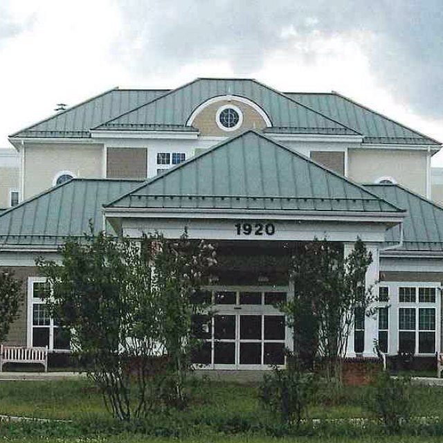 Evergreen Recovery Centre. Where those who seek help, get help. Whatever your symptom, you can find people who struggle just the same.