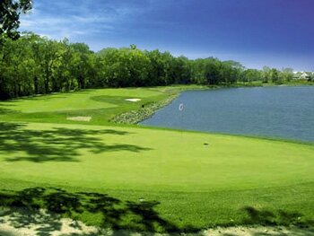 Welcome to the Official Ironwood Golf Club Twitter Page.  Course is open year-round.  To book a tee time or outing please call us at 317-842-0551.