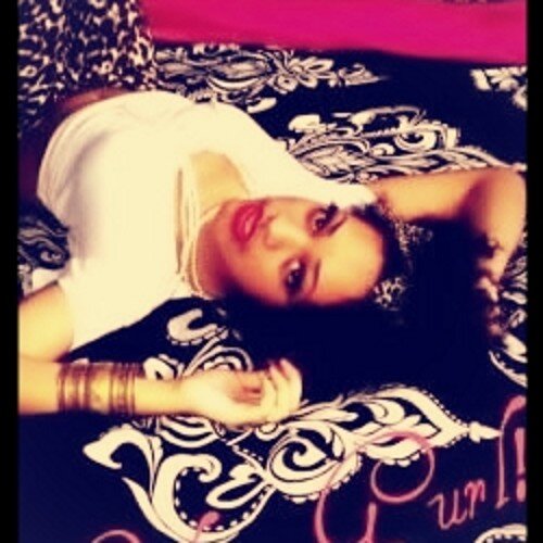 Lesbian | Libra | ❤   Get Money   ✌ Just Follow Me & I'll Follow Youuu . Kik yellowbonegirlslove