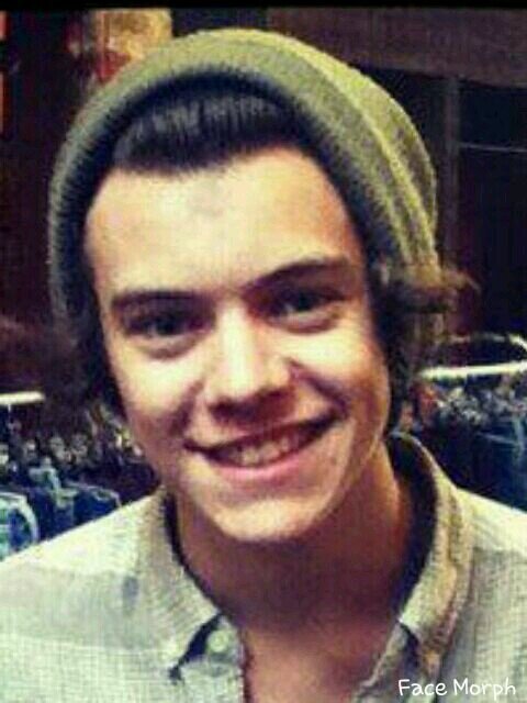 I GAVE YOU A FREE FOLLOW NOW PLEASE GO FOLLOW @_Niallsturbate_