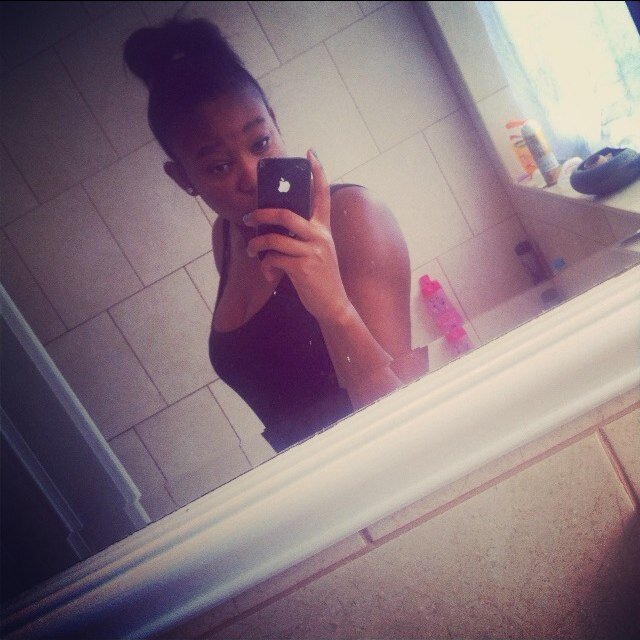 #teamAries
#teamfollowback!
Follow me on insta: diandrakara