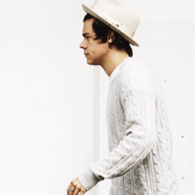 follow from @rebellioustyIes !!