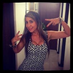Profesional en Salud Ocupacional, supervisora de seguridad industrial, me fascina hacer deporte, sentimental y extrovertida....esa soy YO¡¡¡