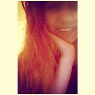 iloveGod • 17 • Hyper • Always Smiling • love my family & friends♡ • Maluku. ♥ • #TeamBlijdorp. • #TeamSarcasm. • instagram & snapchat; pindakaaasx