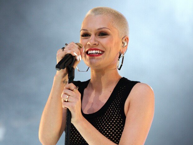 happy_heartbeat's profile picture. Hi! I'm Jess.