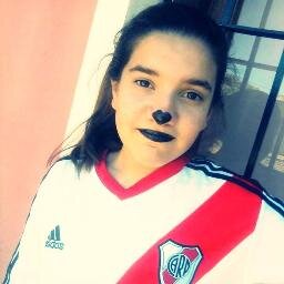 No Me Olvide De Ese Lugar En Donde Caminábamos Siempre No Me Olvide, Sigue Acá Esta Grabado Tan Fuerte En Mi Mente Los Momentos Son Fugaces ♪♫