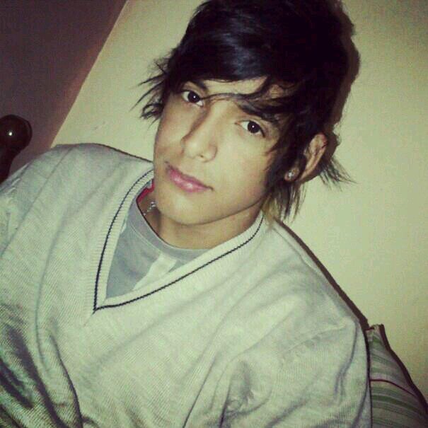 Vivo cada segundo de mi vidaaa al aximo!! :)