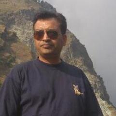 हिंद्वा: सहोदरा सर्वे,  न हिन्दू पतितो भभेत।।
मम् दीक्षा हिन्दू रक्षा, मम् मंत्रः समानता ।।