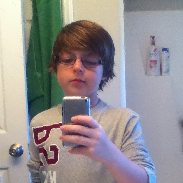 Xbox for life Im 12 smacking people on bo2 cuz im broke and dont have ghosts or gta v sooo Yea