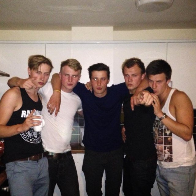 tomjennings132's profile picture. 