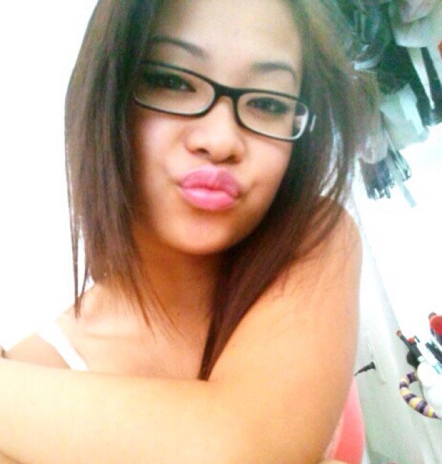 Hi , Im Mckenna !! #Lesbian ❤ Edication & Family Comes First ✌ Im Asian .....