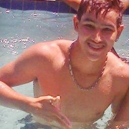 Atleta De Futebol ..Churrasco,piscina,Pagode.s2 & Mta' Coisa Além,Claro..!'  Opinião Sua!' Meu Jeito,Meu Stylo!'..Saber Mais?' Segue Aêe.. flww' s2