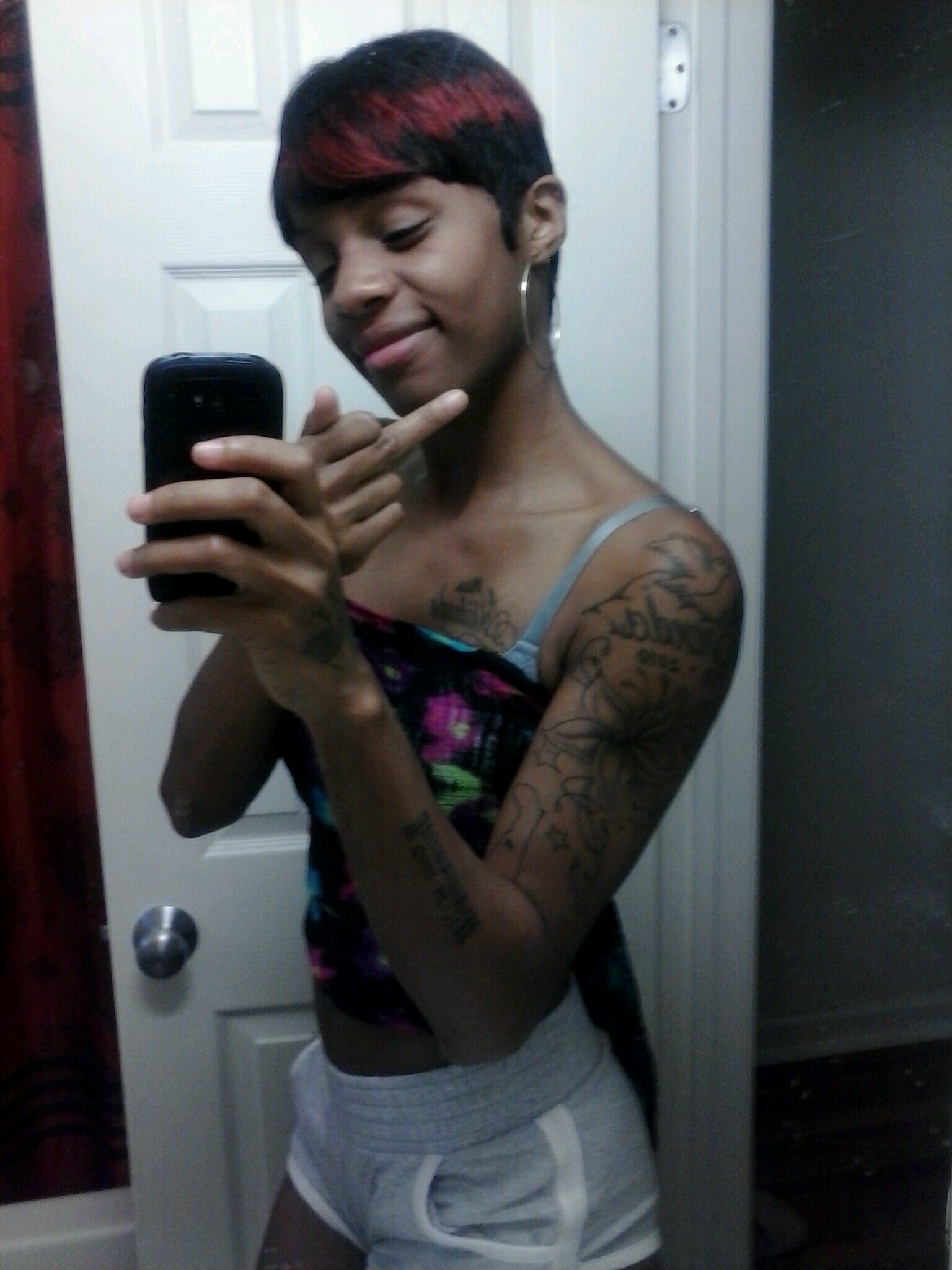 *Lesbian« , 11:24:1992.((Bitches & MONEY)) , Follow meh !