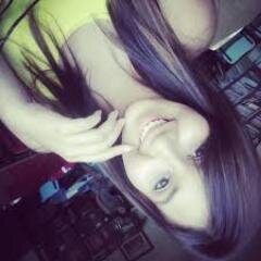 sou a kelly amiga , legal , chata , poderosa e super linda s2